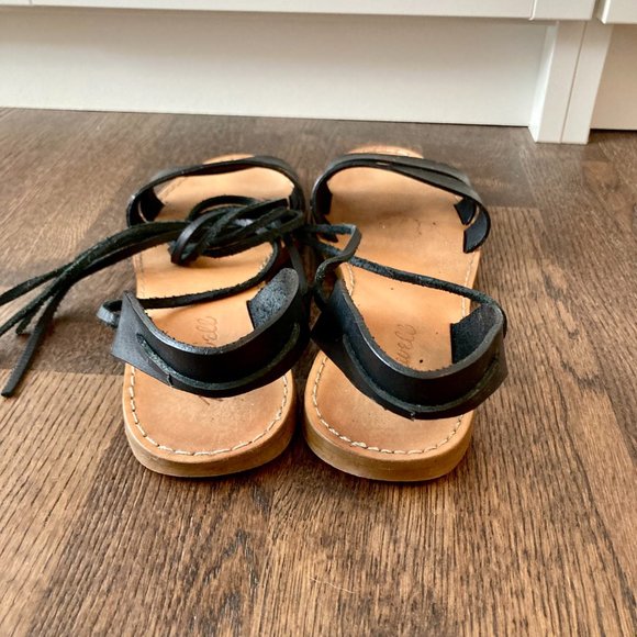 Madewell Boardwalk Ankle Tie Sandal in Black (lightly worn) - Picture 8 of 11
